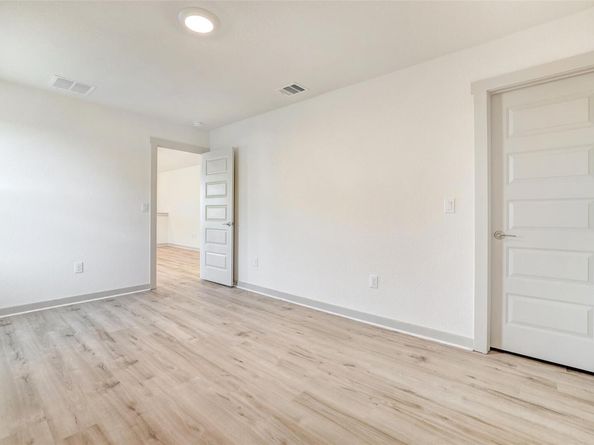 7421 Peggie Nell DR, Austin TX 78724