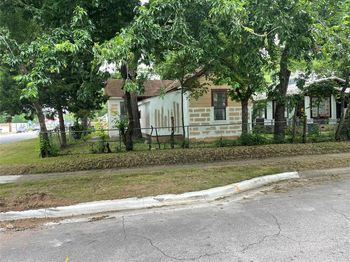 81 Chalmers Ave