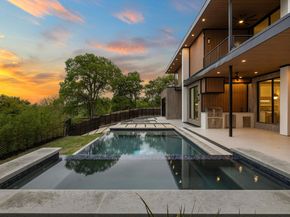 2401 Oakhaven CIR, Austin TX 78704