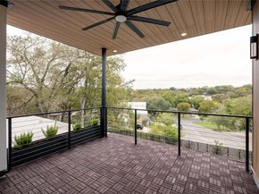 2401 Oakhaven CIR, Austin TX 78704