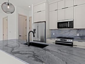 1736 Bunche RD B1, Austin TX 78721