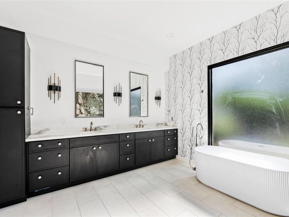 705 E 50th ST, Austin TX 78751