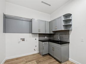 705 E 50th ST, Austin TX 78751