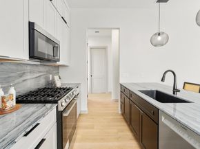 1736 Bunche RD B2, Austin TX 78721