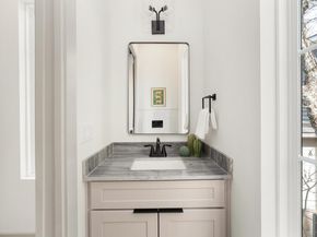 1736 Bunche RD B2, Austin TX 78721