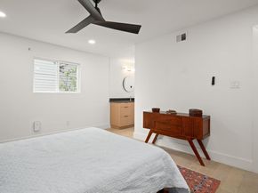 6807 Woodhue DR A, Austin TX 78745