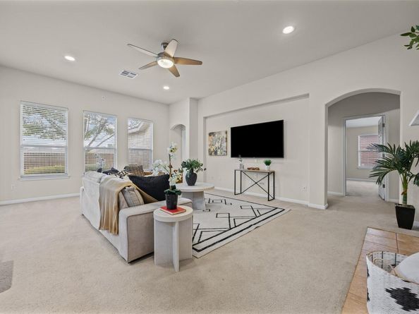 6801 Cromarty LN, Austin TX 78754