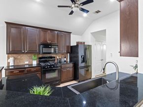 700 Walsh Hill TRL, Cedar Park TX 78613