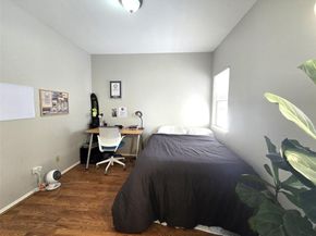 706 W 22nd ST 307, Austin TX 78705