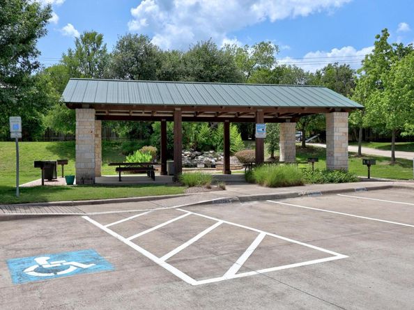 1310 W Parmer LN 9B, Austin TX 78727