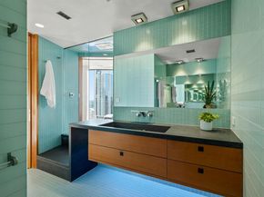 360 Nueces ST 4211, Austin TX 78701