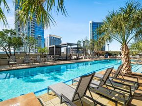 360 Nueces ST 4211, Austin TX 78701