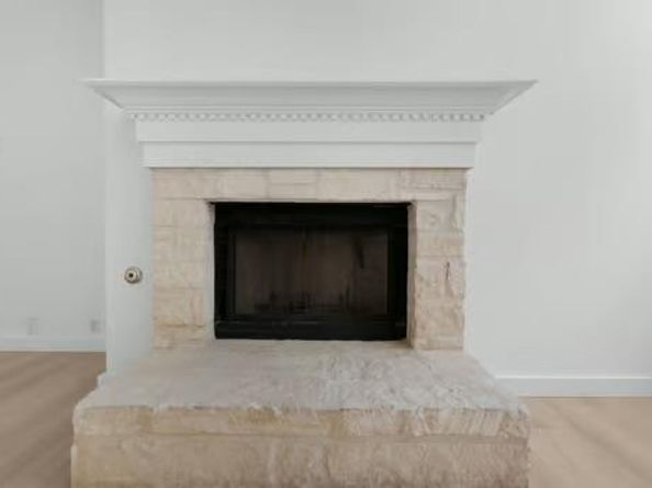 325 Middle Ground CV, Austin TX 78748