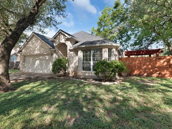 325 Middle Ground CV, Austin TX 78748