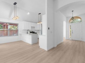 325 Middle Ground CV, Austin TX 78748