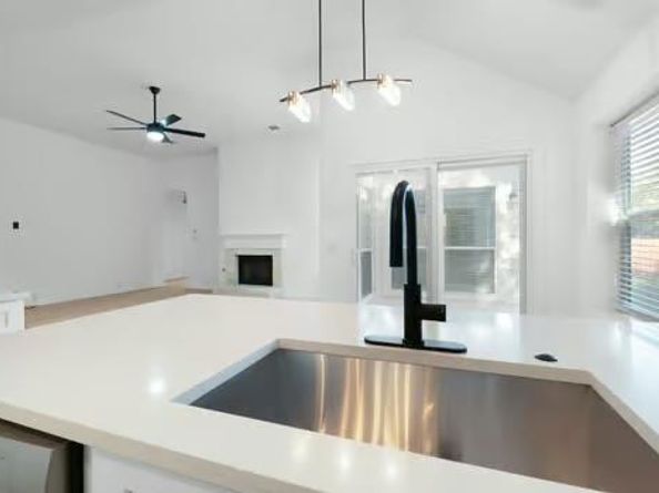 325 Middle Ground CV, Austin TX 78748