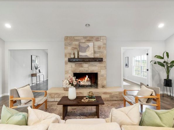 4704 Roundup TRL, Austin TX 78745