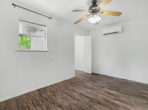 6307 Chesterfield Ave, Austin TX 78752