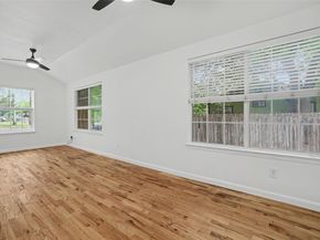6307 Chesterfield Ave, Austin TX 78752