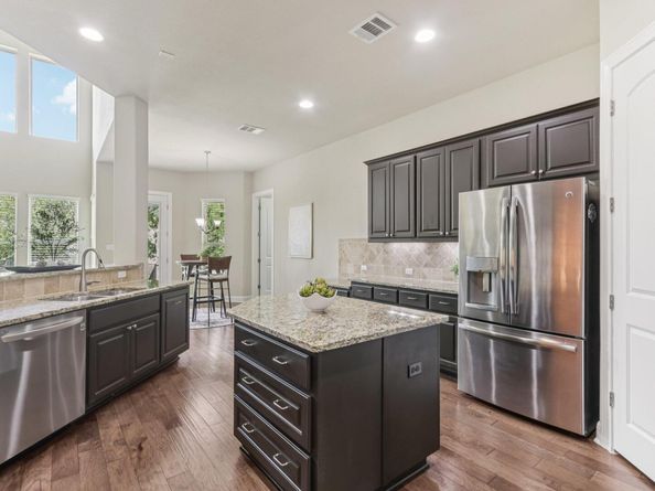 2833 Long Lasso PASS, Leander TX 78641