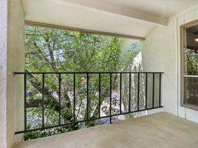 6910 Hart LN 312, Austin TX 78731