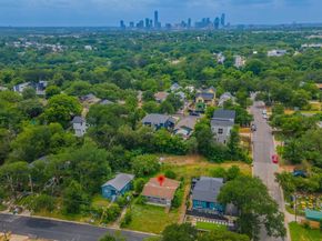 1410 Luna ST, Austin TX 78721