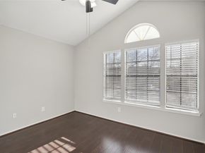11404 Walnut Ridge DR 5, Austin TX 78753