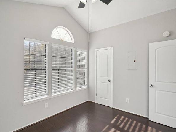 11404 Walnut Ridge DR 5, Austin TX 78753