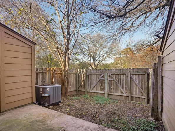 11404 Walnut Ridge DR 5, Austin TX 78753
