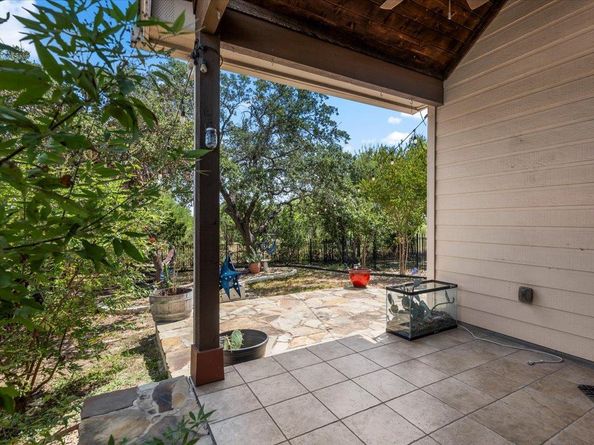 13904 Ashton Woods CIR 24, Austin TX 78727