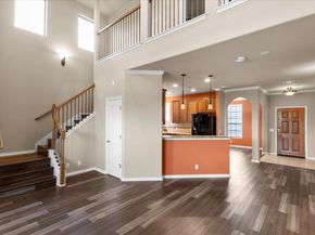 13904 Ashton Woods CIR 24, Austin TX 78727