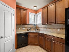 13904 Ashton Woods CIR 24, Austin TX 78727
