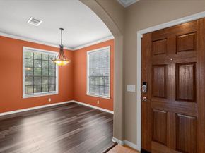 13904 Ashton Woods CIR 24, Austin TX 78727