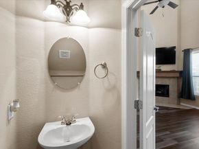 13904 Ashton Woods CIR 24, Austin TX 78727