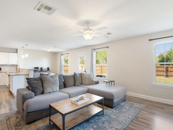 13016 Wedding, Manor TX 78653