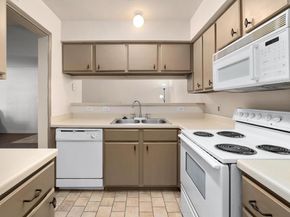 501 W 26th ST 113, Austin TX 78705