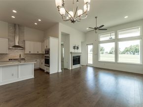 152 Limestone DR, Georgetown TX 78628