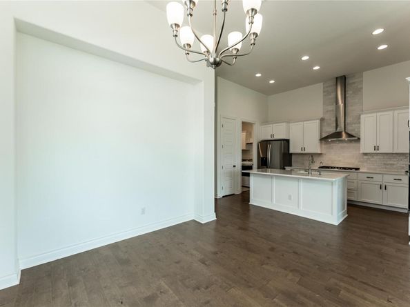 152 Limestone DR, Georgetown TX 78628