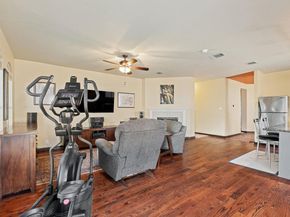 2114 Desco DR, Austin TX 78748