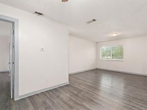 2406 Bucks RUN, Austin TX 78744