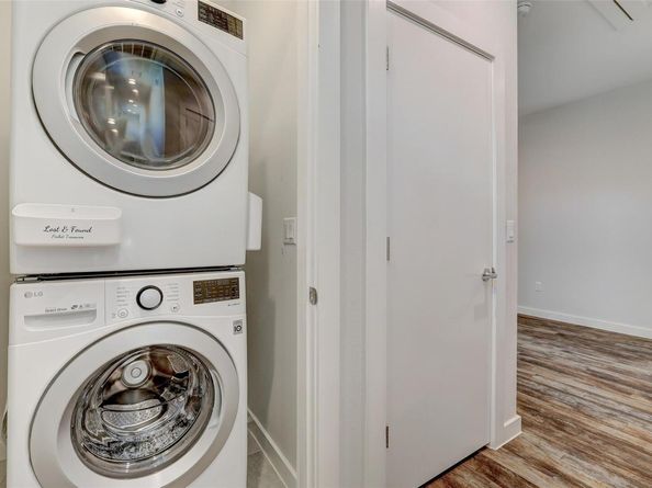 801 N Bluff DR 32, Austin TX 78745