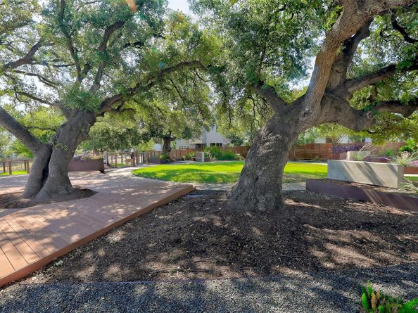 801 N Bluff DR 32, Austin TX 78745