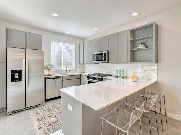 801 N Bluff DR 32, Austin TX 78745
