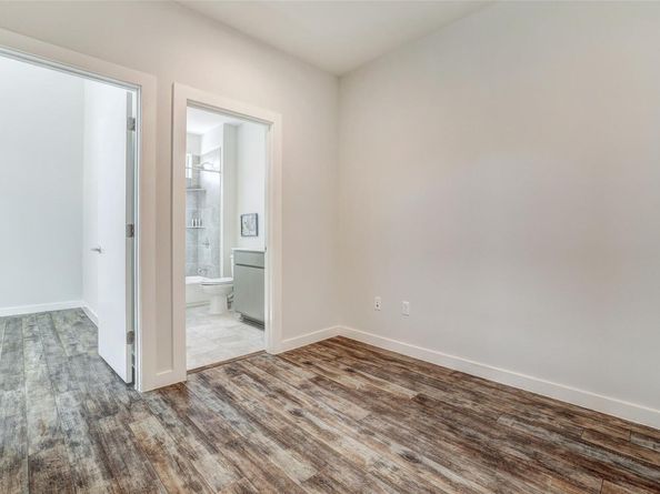 801 N Bluff DR 32, Austin TX 78745