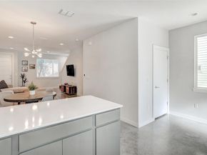 801 N Bluff DR 32, Austin TX 78745