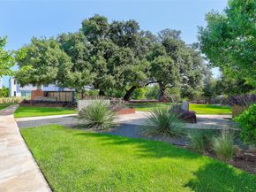 801 N Bluff DR 32, Austin TX 78745