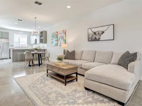 801 N Bluff DR 32, Austin TX 78745