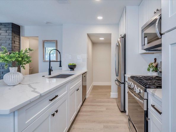 11301 Jollyville Rd F2, Austin TX 78759