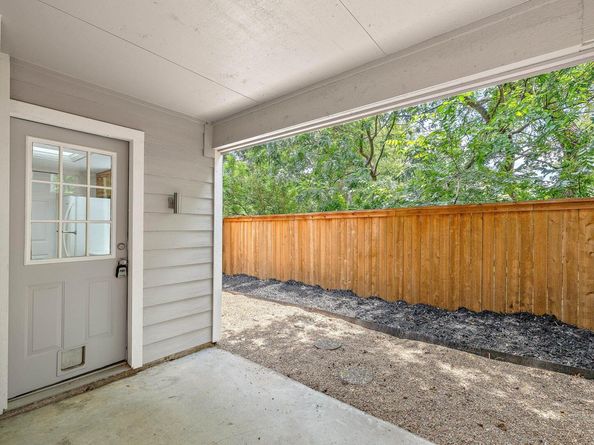 7635 Guadalupe ST 806, Austin TX 78752