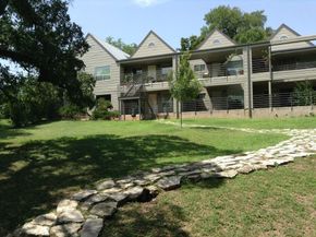 1514 Parker LN 107, Austin TX 78741